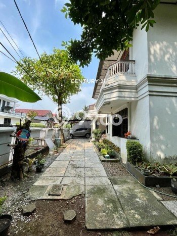 Jual Rumah Mewah Elegan Dengan View Eksklusif di Sektor 2 - Bintaro, Jakarta Selatan Jual Rumah Mewah Elegan Dengan View Eksklusif di Sektor 2 - Bintaro, Jakarta Selatan