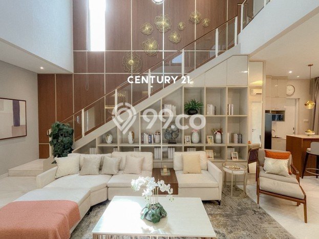 Rumah Mewah LB 283m2 Siap Huni Desain Elegan di Gading Serpong, Tangerang Rumah Mewah LB 283m2 Siap Huni Desain Elegan di Gading Serpong, Tangerang