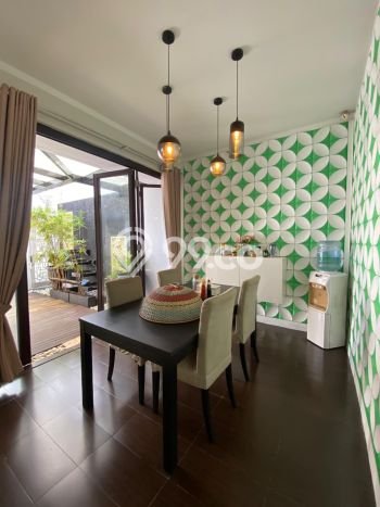 Rumah Mewah LB 177m2 Siap Huni Desain Elegan di Sektor 9-Bintaro, Tangerang Selatan Rumah Mewah LB 177m2 Siap Huni Desain Elegan di Sektor 9-Bintaro, Tangerang Selatan