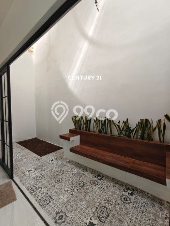 Jual Rumah Luas Megah Dengan View Eksklusif di Sektor 9-Bintaro, Tangerang Selatan Jual Rumah Luas Megah Dengan View Eksklusif di Sektor 9-Bintaro, Tangerang Selatan
