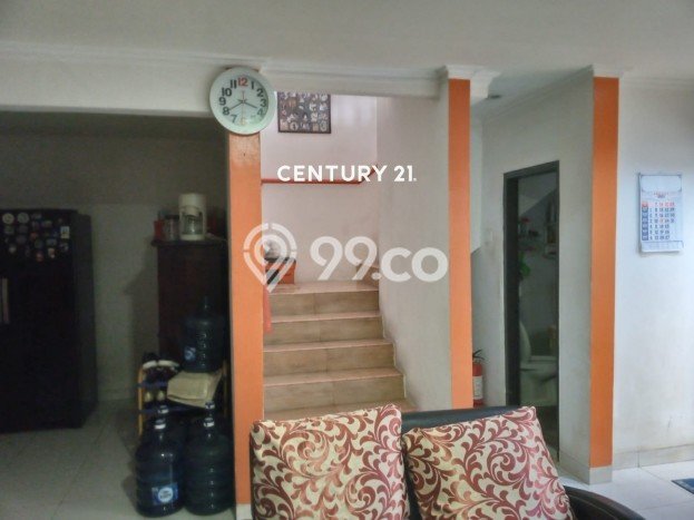 Rumah Modern Cantik 5 Kamar Siap Huni di Ciputat Rumah Modern Cantik 5 Kamar Siap Huni di Ciputat