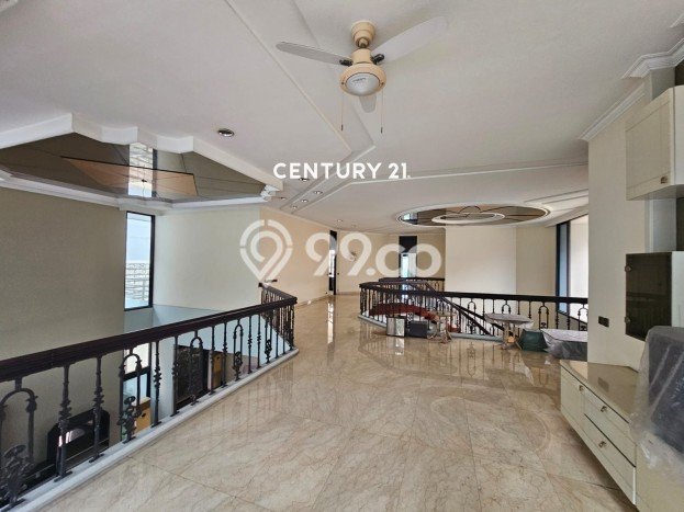 Ready to Use! Luxury House LT 900m2 Desain Modern di Pondok Indah Ready to Use! Luxury House LT 900m2 Desain Modern di Pondok Indah