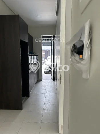 Rumah Murah LT 180m2 di Sektor 9-Bintaro Akses Mudah Rumah Murah LT 180m2 di Sektor 9-Bintaro Akses Mudah