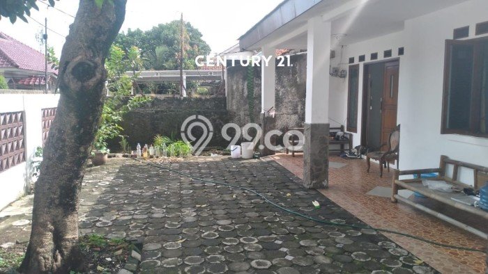 Rumah Luas Asri 3 KT Siap Pakai di Bintaro Jakarta Selatan Rumah Luas Asri 3 KT Siap Pakai di Bintaro Jakarta Selatan