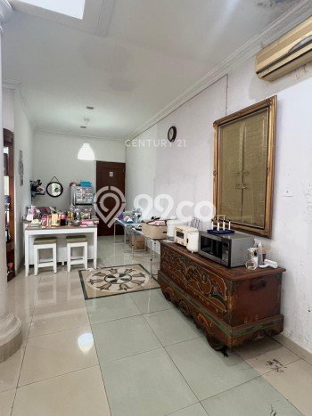 Rumah Mewah LB 320m2 Siap Huni Desain Elegan di Lebak Bulus, Jakarta Selatan Rumah Mewah LB 320m2 Siap Huni Desain Elegan di Lebak Bulus, Jakarta Selatan