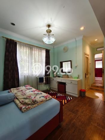Jual Rumah Mewah Elegan Dengan View Cantik di Sektor 9-Bintaro, Tangerang Selatan Jual Rumah Mewah Elegan Dengan View Cantik di Sektor 9-Bintaro, Tangerang Selatan