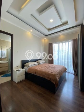 Rumah Mewah LB 177m2 Siap Huni Desain Elegan di Sektor 9-Bintaro, Tangerang Selatan Rumah Mewah LB 177m2 Siap Huni Desain Elegan di Sektor 9-Bintaro, Tangerang Selatan