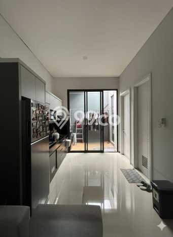 Rumah Modern 2 KT di Sektor 9-Bintaro Tangerang Selatan Unfurnished Rumah Modern 2 KT di Sektor 9-Bintaro Tangerang Selatan Unfurnished