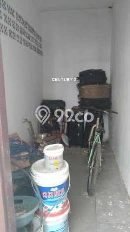 Rumah Luas Asri 3 KT Siap Pakai di Bintaro Jakarta Selatan Rumah Luas Asri 3 KT Siap Pakai di Bintaro Jakarta Selatan