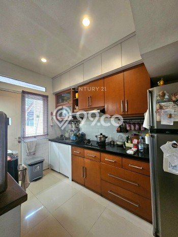 Hunian Nyaman Asri 4 KT Siap Huni di Sektor 9-Bintaro Tangerang Selatan Hunian Nyaman Asri 4 KT Siap Huni di Sektor 9-Bintaro Tangerang Selatan