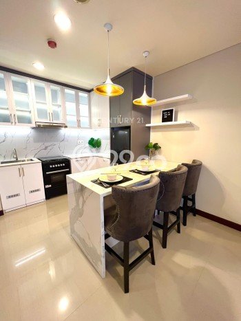 Apartemen Sewa 3 Kamar Hemat Siap Huni di Jakarta Selatan, Luas 100m2 Apartemen Sewa 3 Kamar Hemat Siap Huni di Jakarta Selatan, Luas 100m2