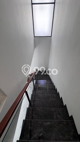 Rumah Luxury Modern Siap Huni di Mekar Wangi Bandung Rumah Luxury Modern Siap Huni di Mekar Wangi Bandung