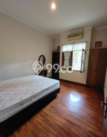 Rumah 3 KT 2 KM Luas Tanah 489m2m², LB 350m2m² di , Bandung Rumah 3 KT 2 KM Luas Tanah 489m2m², LB 350m2m² di , Bandung