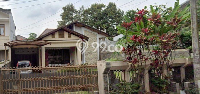 Jual Rumah Luas Elegan Dengan View Eksklusif di Setra Sari, Bandung Jual Rumah Luas Elegan Dengan View Eksklusif di Setra Sari, Bandung