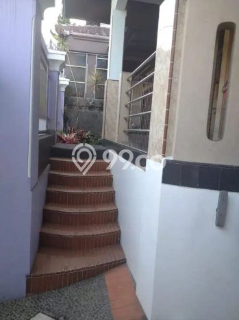 Rumah Siap Huni 4 KT 3 KM di Kawasan Komersial Pasteur, Bandung Rumah Siap Huni 4 KT 3 KM di Kawasan Komersial Pasteur, Bandung