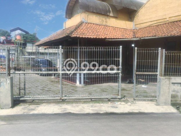 DIJUAL CEPAT! Rumah BKR, Bandung, LT 900m2m² Bangunan 600m2m² DIJUAL CEPAT! Rumah BKR, Bandung, LT 900m2m² Bangunan 600m2m²