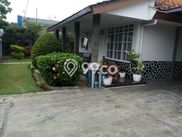 PENAWARAN TERBAIK! Rumah Premium di Cimahi, Luas 1450m2m² Bangunan 151m2m² PENAWARAN TERBAIK! Rumah Premium di Cimahi, Luas 1450m2m² Bangunan 151m2m²