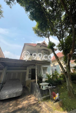 Rumah Bagus kawasan , Bandung, LT 240m2m² LB 400m2m² DIJUAL CEPAT! Rumah Bagus kawasan , Bandung, LT 240m2m² LB 400m2m² DIJUAL CEPAT!