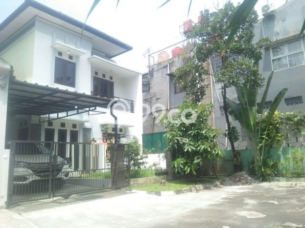 Rumah Minimalis 4 KT LT 135m2 di Buah Batu Rumah Minimalis 4 KT LT 135m2 di Buah Batu