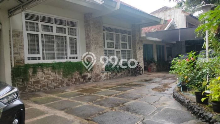 Kesempatan Memiliki Properti di Pusat Kota Riau, Bandung - LT 629m2m² Kesempatan Memiliki Properti di Pusat Kota Riau, Bandung - LT 629m2m²