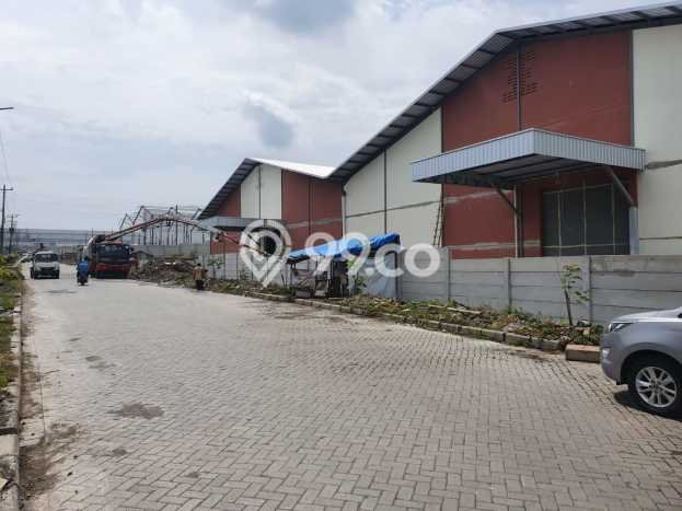 Unit Gudang Dijual di Ngaliyan Semarang 10500m2 Unit Gudang Dijual di Ngaliyan Semarang 10500m2