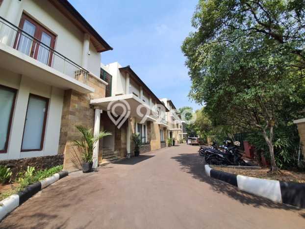 Apartemen High-End Dijual di Kebayoran Baru Luas 149m2 Apartemen High-End Dijual di Kebayoran Baru Luas 149m2