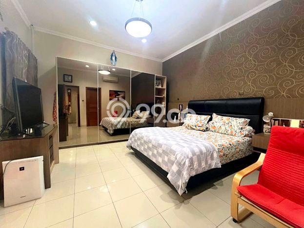 Jual Rumah Mewah Megah Dengan View Cantik di Permata Buana, Jakarta Barat Jual Rumah Mewah Megah Dengan View Cantik di Permata Buana, Jakarta Barat