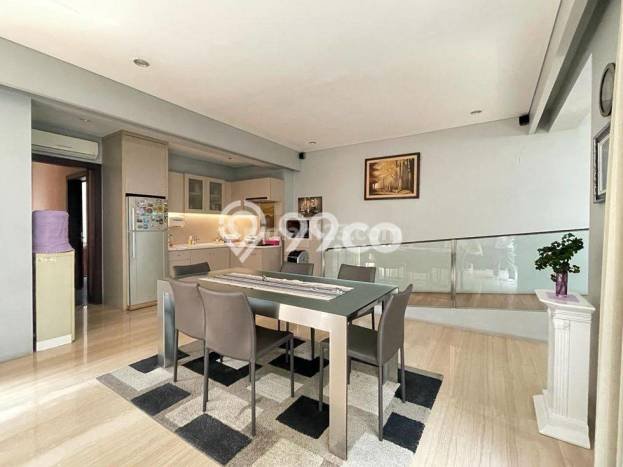 Ready to Use! Luxury House LT 400m2 Desain Modern di Permata Buana Ready to Use! Luxury House LT 400m2 Desain Modern di Permata Buana
