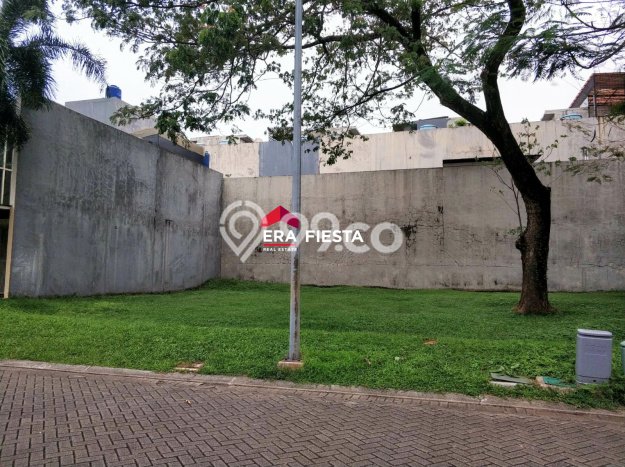 Dijual Tanah di Jakarta Barat, Luas 302m2 - Dijual Tanah di Jakarta Barat, Luas 302m2 -