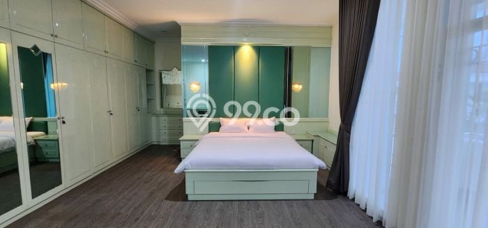 Rumah Luxury Modern Siap Huni di Intercon Jakarta Barat Rumah Luxury Modern Siap Huni di Intercon Jakarta Barat