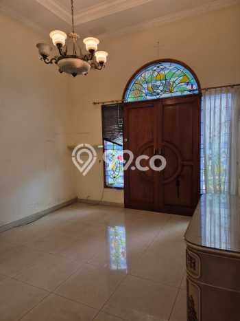 Rumah Luxury Modern Tanpa Renovasi di Permata Buana Jakarta Barat Rumah Luxury Modern Tanpa Renovasi di Permata Buana Jakarta Barat