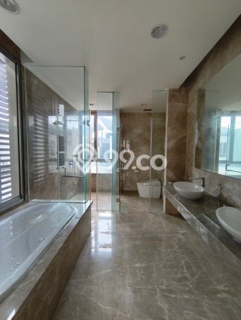 Jual Rumah Luas Elegan Dengan View Eksklusif di Golf Island, Jakarta Utara Jual Rumah Luas Elegan Dengan View Eksklusif di Golf Island, Jakarta Utara