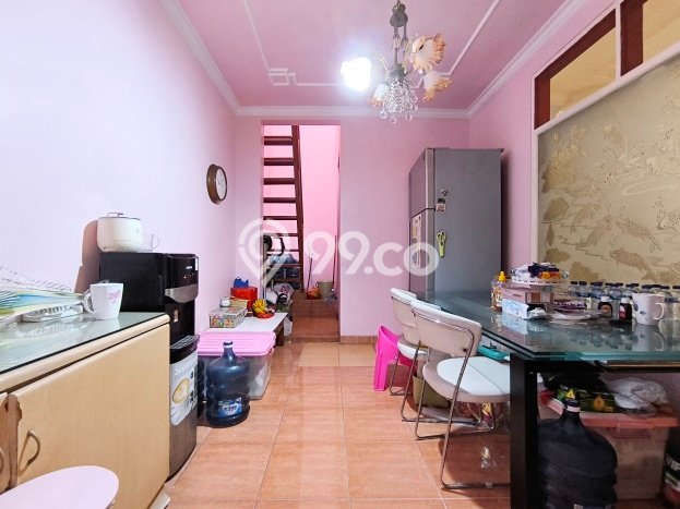 Jual Rumah Luas Elegan Dengan View Eksklusif di Puri Indah, Jakarta Barat Jual Rumah Luas Elegan Dengan View Eksklusif di Puri Indah, Jakarta Barat