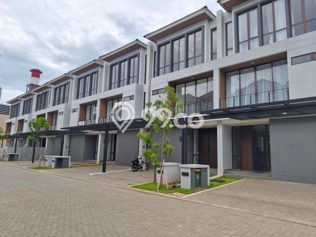 Dijual Rumah Luas Elegan Dengan View Eksklusif di Pantai Mutiara, Jakarta Utara Dijual Rumah Luas Elegan Dengan View Eksklusif di Pantai Mutiara, Jakarta Utara