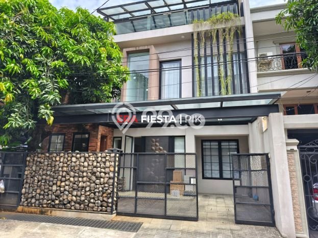 Dijual Rumah Mewah Elegan Dengan View Eksklusif di Sunrise Garden, Jakarta Barat Dijual Rumah Mewah Elegan Dengan View Eksklusif di Sunrise Garden, Jakarta Barat