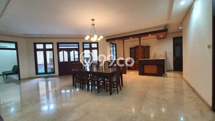 Rumah sewa siap pakai 5 KT di Sukomanunggal, Surabaya Rumah sewa siap pakai 5 KT di Sukomanunggal, Surabaya