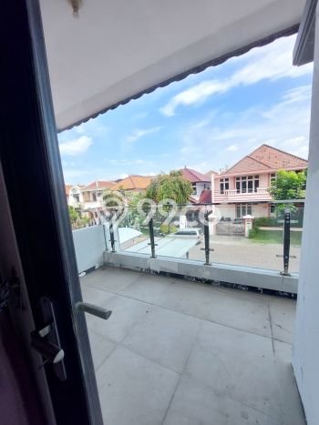 Disewakan Cepat Rumah Kondisi Baik di Area Wiyung, Surabaya Disewakan Cepat Rumah Kondisi Baik di Area Wiyung, Surabaya
