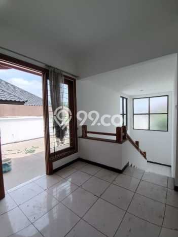 Disewakan Cepat Rumah Kondisi Bagus di Area Wiyung, Surabaya Disewakan Cepat Rumah Kondisi Bagus di Area Wiyung, Surabaya