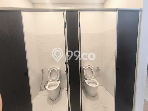 Disewakan Rumah Nyaman LT 1043m2 / LB 840m2 di Surabaya Kota, Surabaya Disewakan Rumah Nyaman LT 1043m2 / LB 840m2 di Surabaya Kota, Surabaya