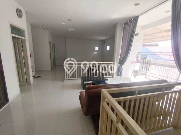 HOT LISTING! Rumah Siap Huni lokasi , Surabaya, LT 251m2m² Bangunan 251m2m² HOT LISTING! Rumah Siap Huni lokasi , Surabaya, LT 251m2m² Bangunan 251m2m²