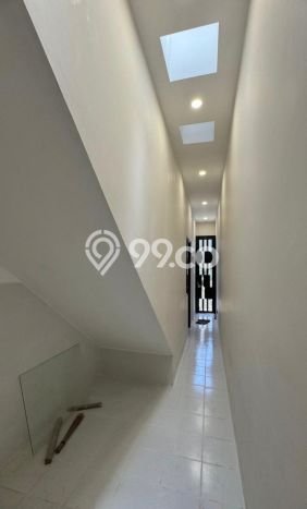 HARGA SPECIAL! Rumah Nyaman area , Surabaya, LT 135m2m² Bangunan 213m2m² BISA KPR! HARGA SPECIAL! Rumah Nyaman area , Surabaya, LT 135m2m² Bangunan 213m2m² BISA KPR!