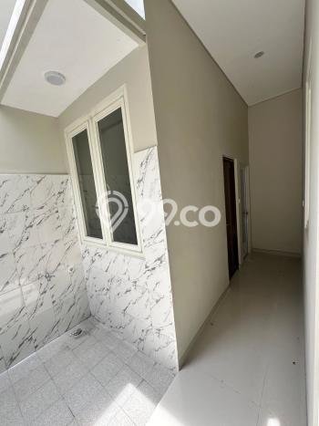 Lokasi terbaik! Rumah siap pakai dikontrakkan di Tandes LB 140m2 Lokasi terbaik! Rumah siap pakai dikontrakkan di Tandes LB 140m2
