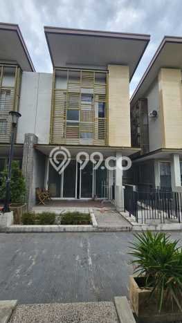 Rumah sewa siap huni 3 KT di Pakuwon Indah, Surabaya Rumah sewa siap huni 3 KT di Pakuwon Indah, Surabaya