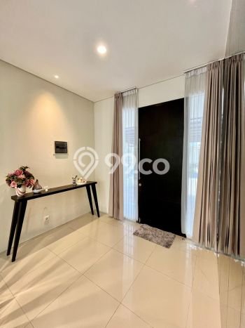 Rumah sewa siap huni 3 KT di Citraland, Surabaya Rumah sewa siap huni 3 KT di Citraland, Surabaya