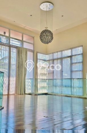 Rumah sewa siap pakai 5 KT di Pakuwon Indah, Surabaya Rumah sewa siap pakai 5 KT di Pakuwon Indah, Surabaya