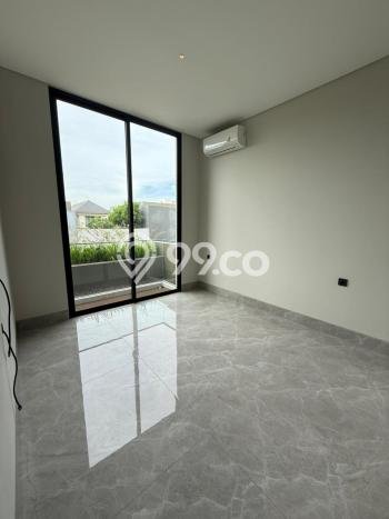Dijual Rumah Mewah Exclusive di Wiyung, Surabaya Dijual Rumah Mewah Exclusive di Wiyung, Surabaya