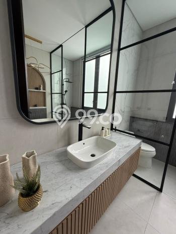 Dijual Rumah Mewah Exclusive di Wiyung, Surabaya Dijual Rumah Mewah Exclusive di Wiyung, Surabaya
