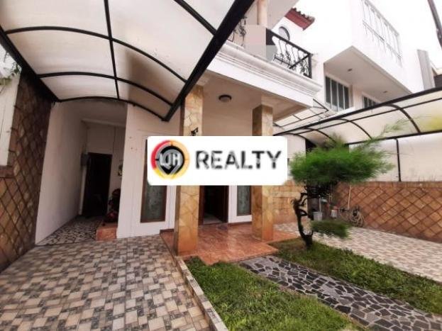 Rumah Idaman Modern! Rumah 2 Lantai di Kelapa Gading, Jakarta Utara, Luas 180m2m² LB 0m2m² Rumah Idaman Modern! Rumah 2 Lantai di Kelapa Gading, Jakarta Utara, Luas 180m2m² LB 0m2m²
