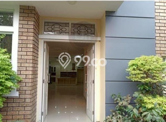 Rumah Modern di Kelapa Gading, Jakarta Utara, Luas 200m² Bangunan 400m² Rumah Modern di Kelapa Gading, Jakarta Utara, Luas 200m² Bangunan 400m²