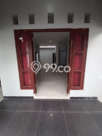 Lokasi strategis! Rumah siap pakai disewakan di Banguntapan LB 80m2 Lokasi strategis! Rumah siap pakai disewakan di Banguntapan LB 80m2